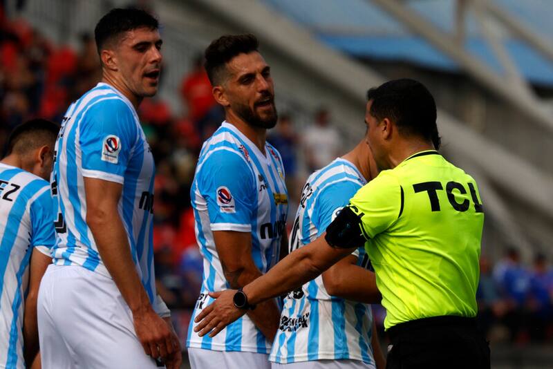 El motivo por el que equipo del fútbol chileno desistió en contratar a Joaquín Larrivey. Foto: Aton.
