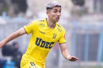 Jeison Fuentelba no regresará a Universidad de Chile y continuará su carrera en otro equipo de Primera División