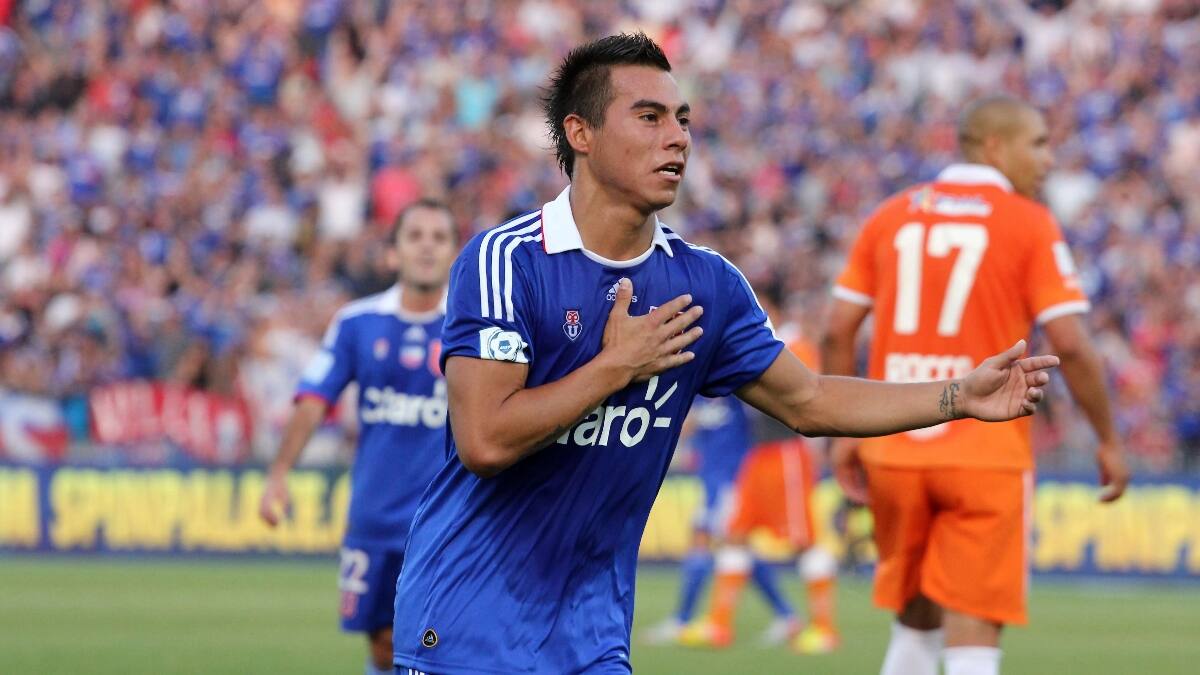¿Por qué Eduardo Vargas no llegó a la U? El debate que divide a los hinchas azules.