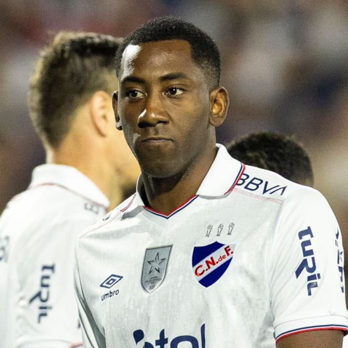 Lleva solo un gol este año: Gonzalo Carneiro, el “9″ que desde Uruguay vinculan con la U