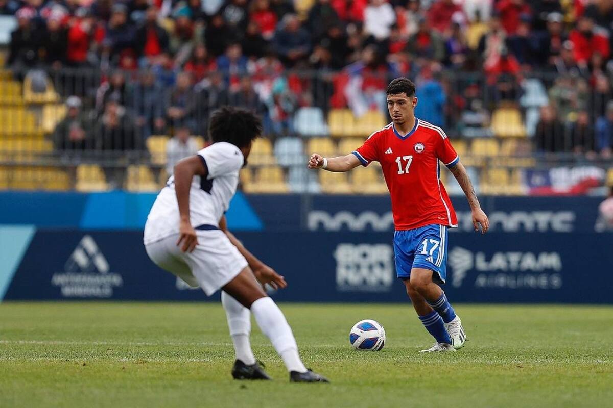 César Pérez es pretendido por Universidad de Chile. Foto: Aton.