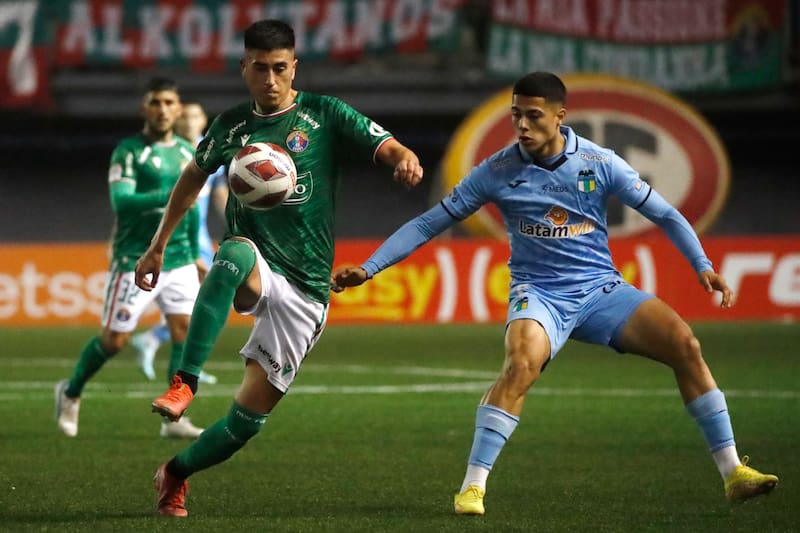 Matías Sepúlveda llegaría a la U como jugador libre. Foto: Aton.