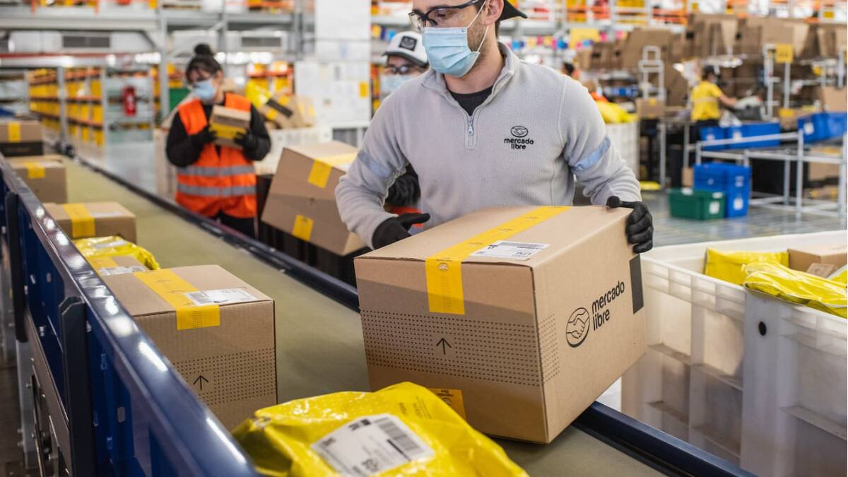 Mercado Libre tiene ofertas laborales en Santiago y el resto de Chile: Buscan asistentes y analistas en diferentes áreas