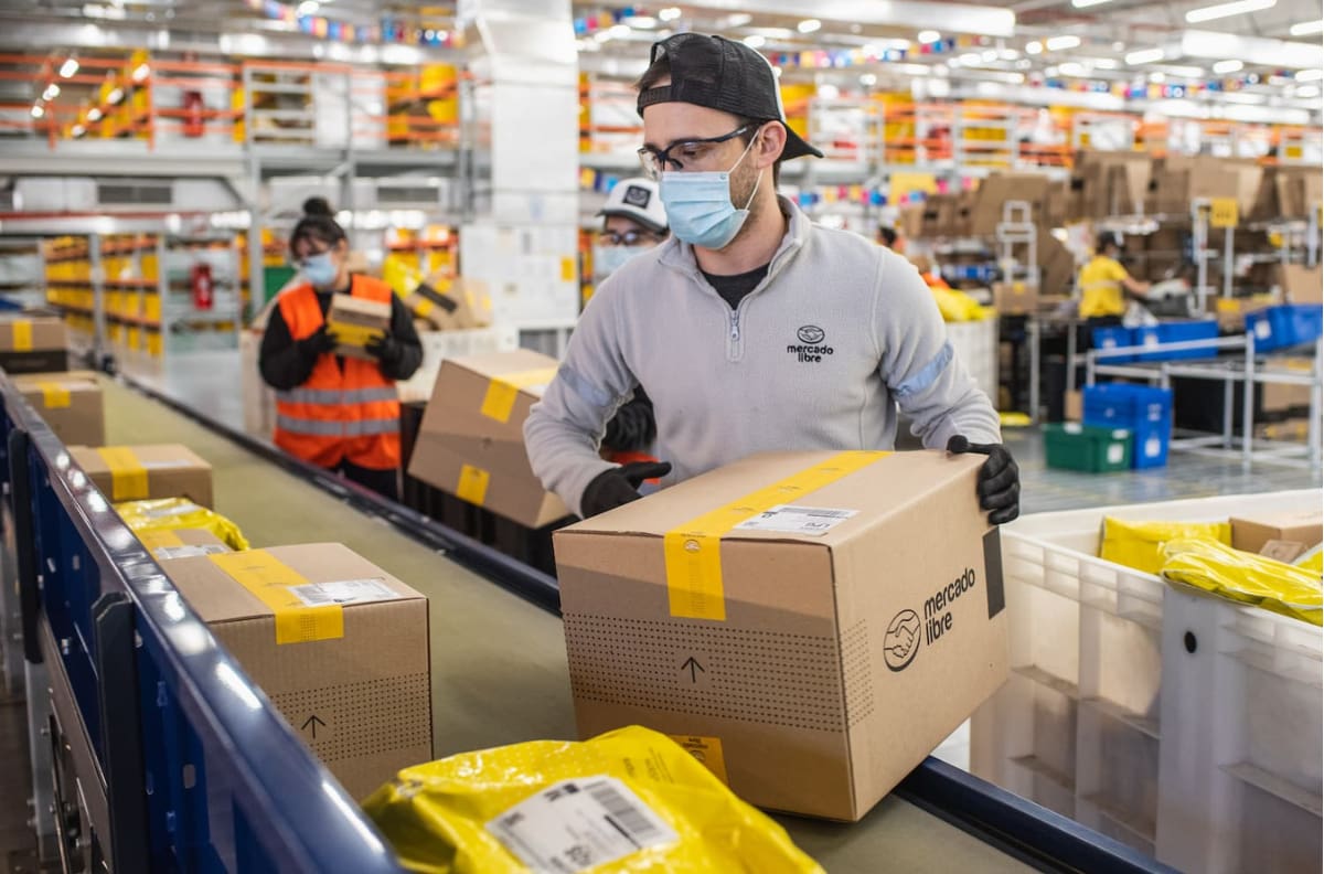 Mercado Libre tiene ofertas laborales en Santiago y el resto de Chile: Buscan asistentes y analistas en diferentes áreas