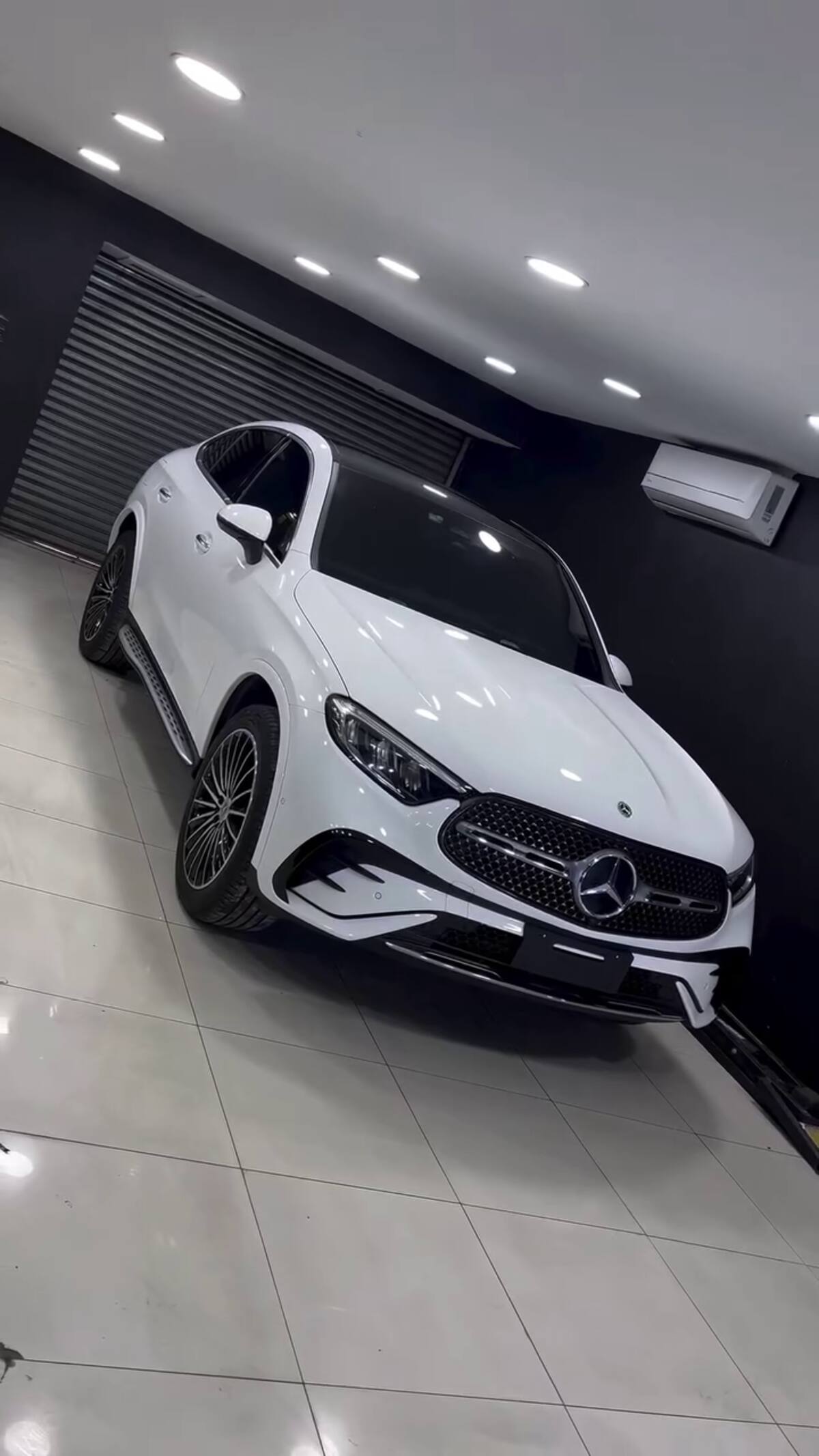 Así lucía el auto cuando lo recibió su dueña.