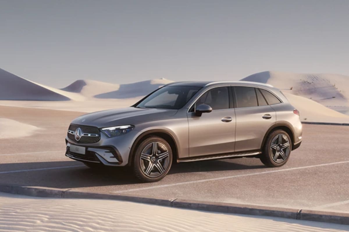 es una SUV todoterreno de lujo.