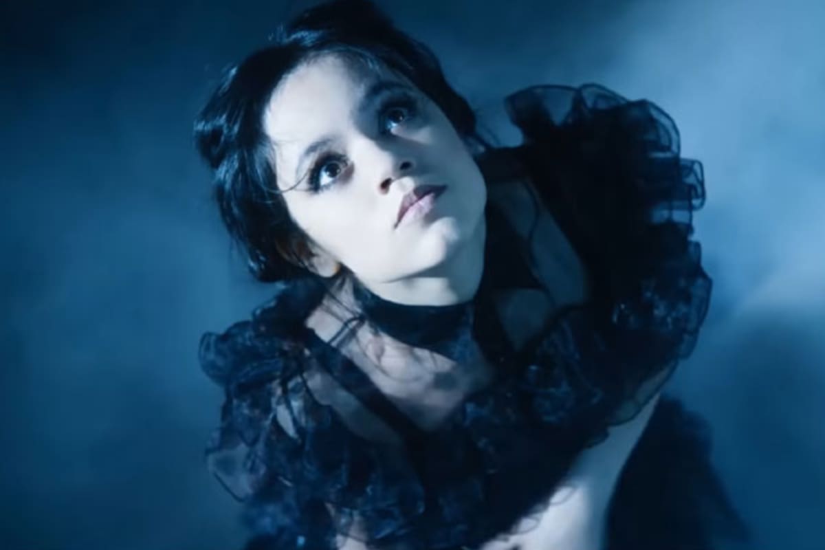 Conoce el trabajo realizado por Jenna Ortega para protagonizar Merlina.