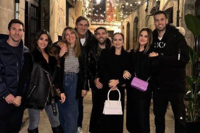 Hace pocos meses, Messi se reunió con Busquets y Alba.