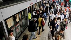 Cambios por fiestas de fin de año: ¿En qué horarios funcionará el Metro de Santiago el 31 de diciembre y el 1 de enero?