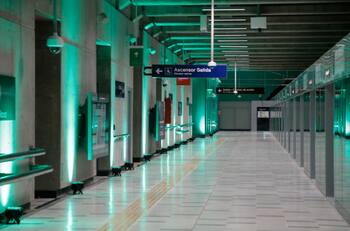 Metro de Santiago retoma su servicio en Línea 2