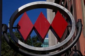 Metro de Santiago anuncia suspensión de ruta expresa en Línea 2 durante hora punta de este lunes