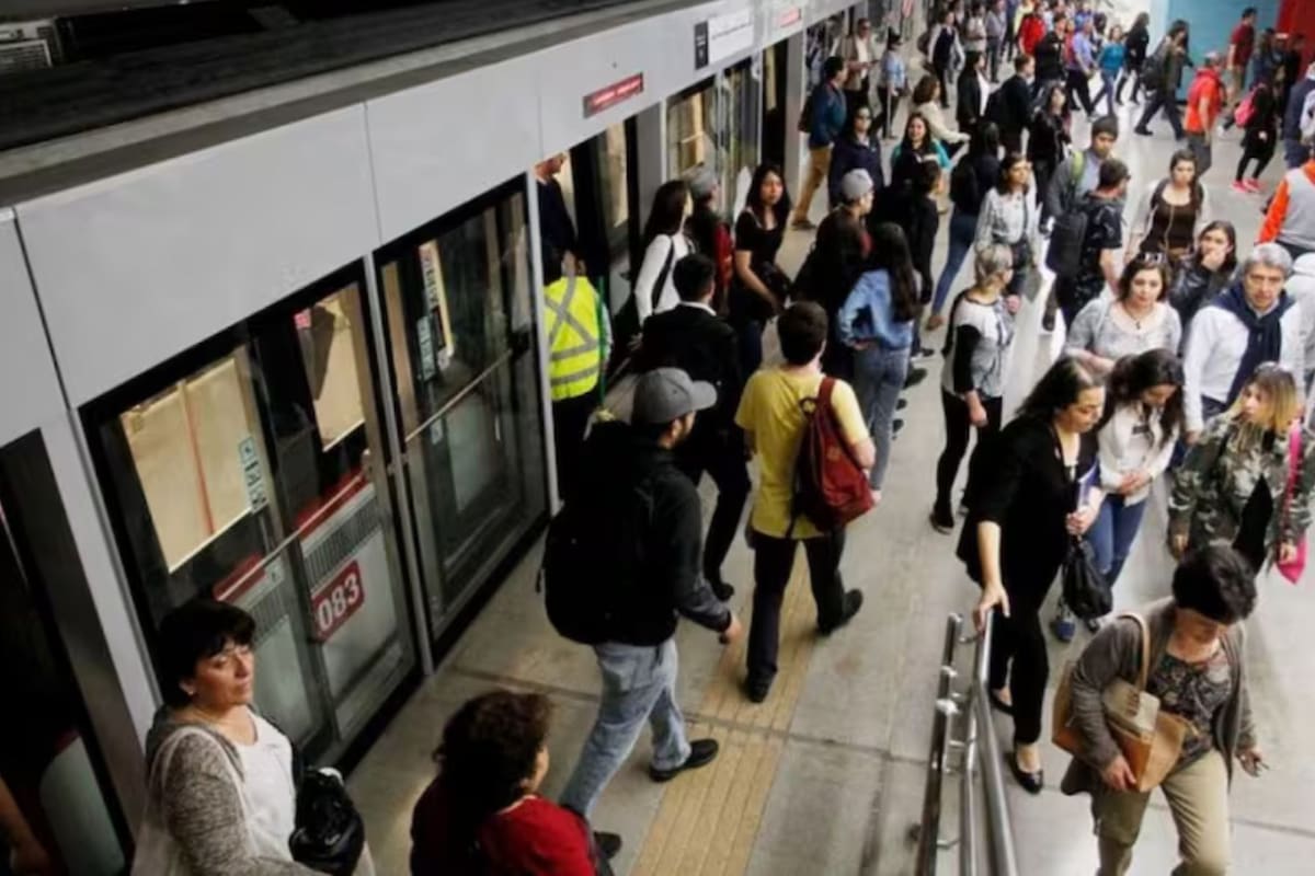La empresa anunció el cierre temporal de estaciones. Créditos: Metro de Santiago.