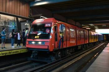 Metro de Santiago: Revisa a qué hora abre y cierra este domingo