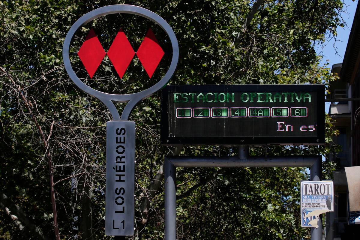 Tanto las estaciones de Línea 2 como las combinaciones a Línea 3 y 5 estuvieron cerradas por cerca de una hora. Créditos: ATON