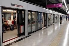 Metro de Santiago anuncia extensión horaria en Línea 3 y 6: Estaciones que cerrarán a las 01:00 horas este martes