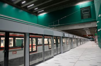 Metro de Santiago anuncia extensión horaria en Línea 3 y Línea 6: estas estaciones funcionarán hasta más tarde el 11 y 12 de noviembre