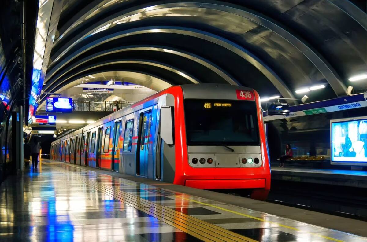 11 de septiembre: Estas estaciones del Metro de Santiago se mantienen cerradas