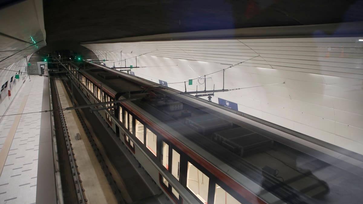 Líneas hasta San Bernardo y La Pintana: estudio propone el nuevo Metro de Santiago de cara a 2050