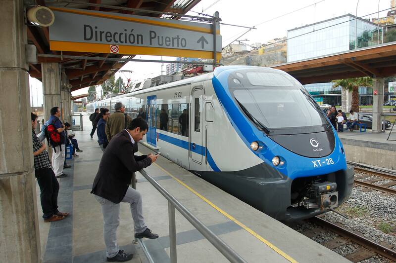Encuentran cuerpo sin vida en estación Barón del Metro de Valparaíso. Créditos: ATON.