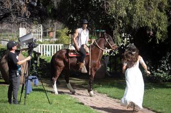 Mi Boda es una Trampa: ¿De qué trata la nueva mininovela de Canal 13 que podrá ser vista en formato vertical?