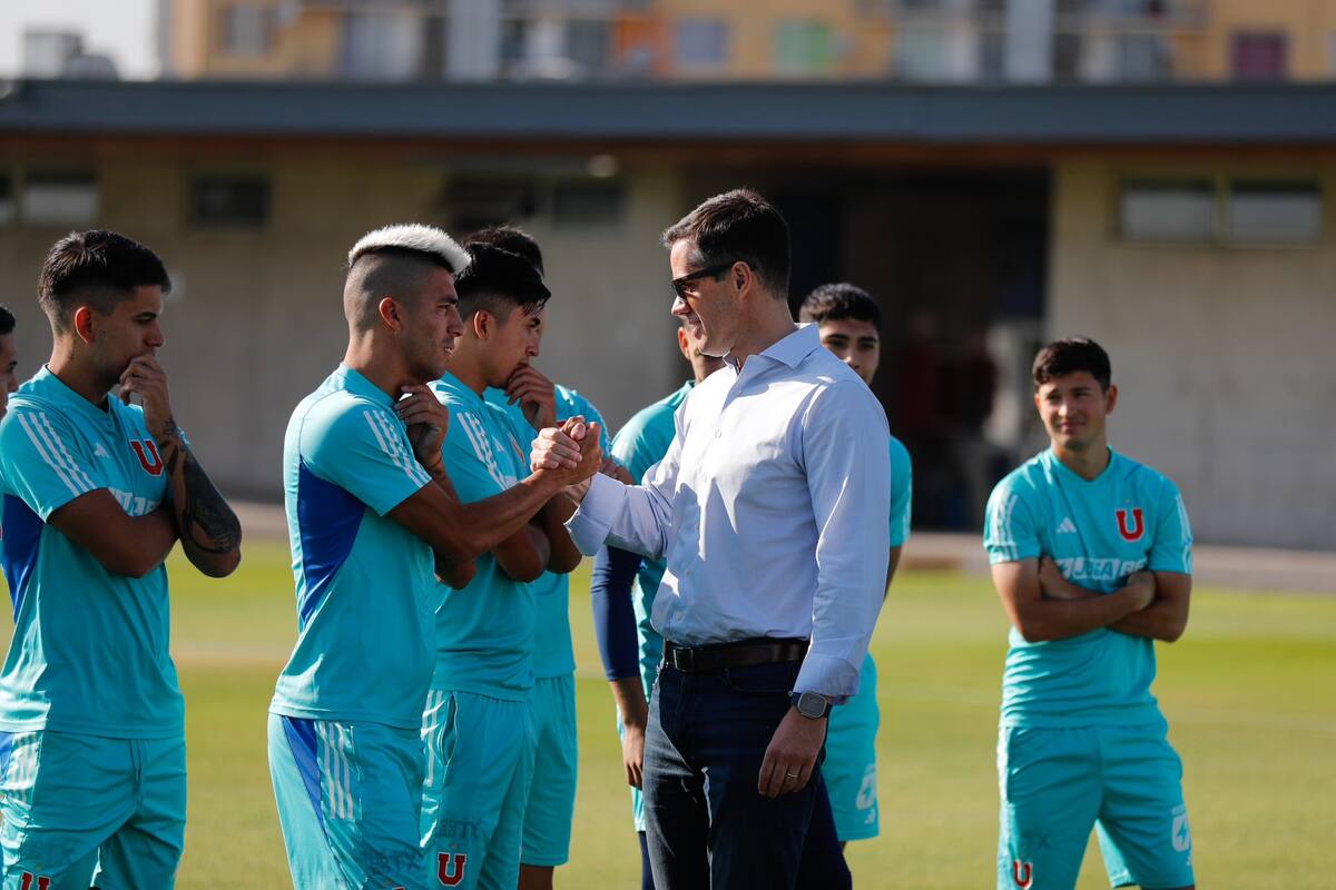 con el plantel de la U.