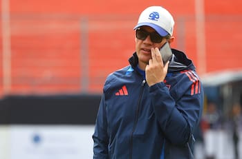 Terremoto en Azul Azul: Michael Clark recibe histórica sanción de la CMF y podría dejar la U