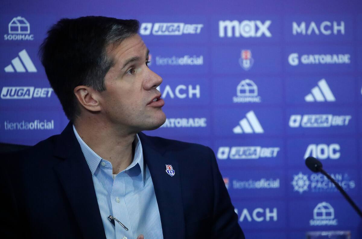Ruido en U. de Chile: millonario embargo complica a Michael Clark y Azul Azul