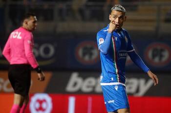 O’Higgins y Palestino luchan por figura del fútbol chileno: la U y la UC intentaron ficharlo