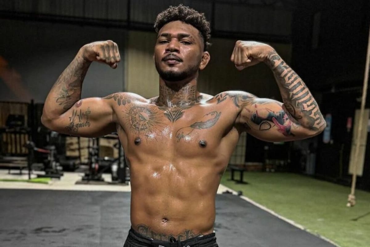 quiere hacer historia en la UFC.