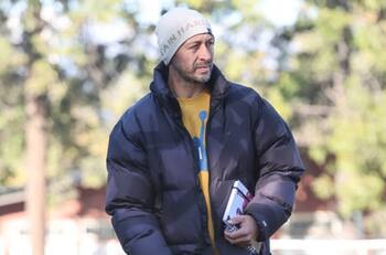 Brilló en la UC, fue condenado por hurto y hoy da sus primeros pasos como DT en el fútbol chileno