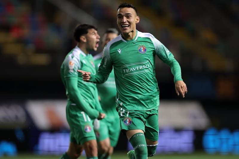 El delantero con la camiseta de Audax Italiano. Foto: Agencia Aton.