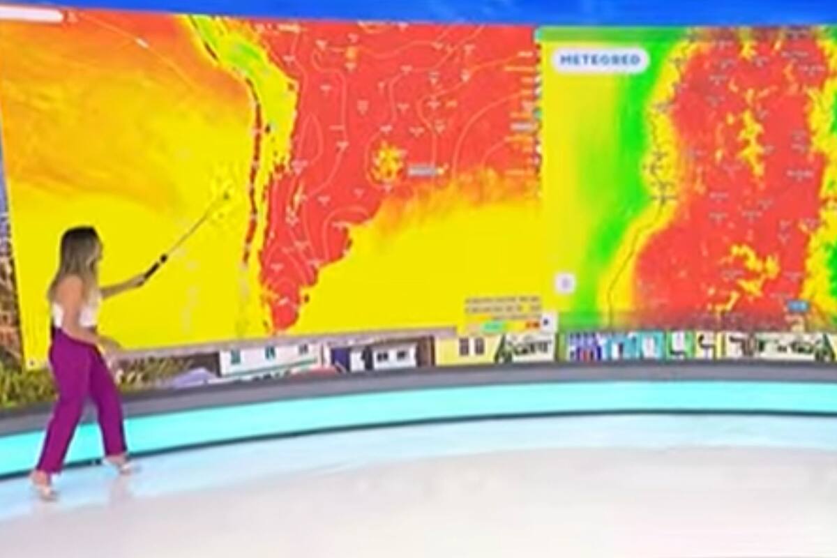 La profesional del tiempo aseguró que las máximas van a llegar a los 38 °C.
Créditos: Captura Canal 13.