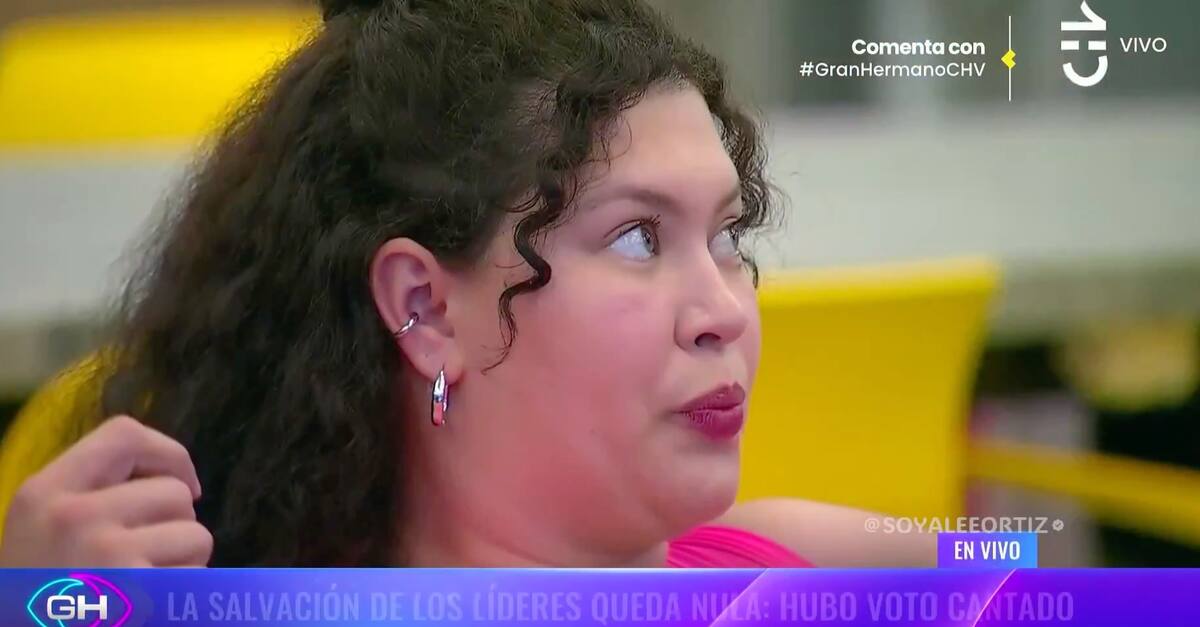 Michelle Carvalho se fue en picada contra Pedro Astorga.