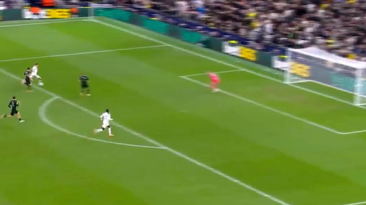 VIDEO | ¿Es este el mejor gol del año? Tomó el balón en su área, no lo paró nadie y la definición da vuelta al mundo