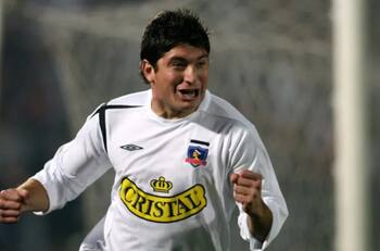 Un misil: el golazo de Miguel Aceval en la Gira Centenario de Colo Colo