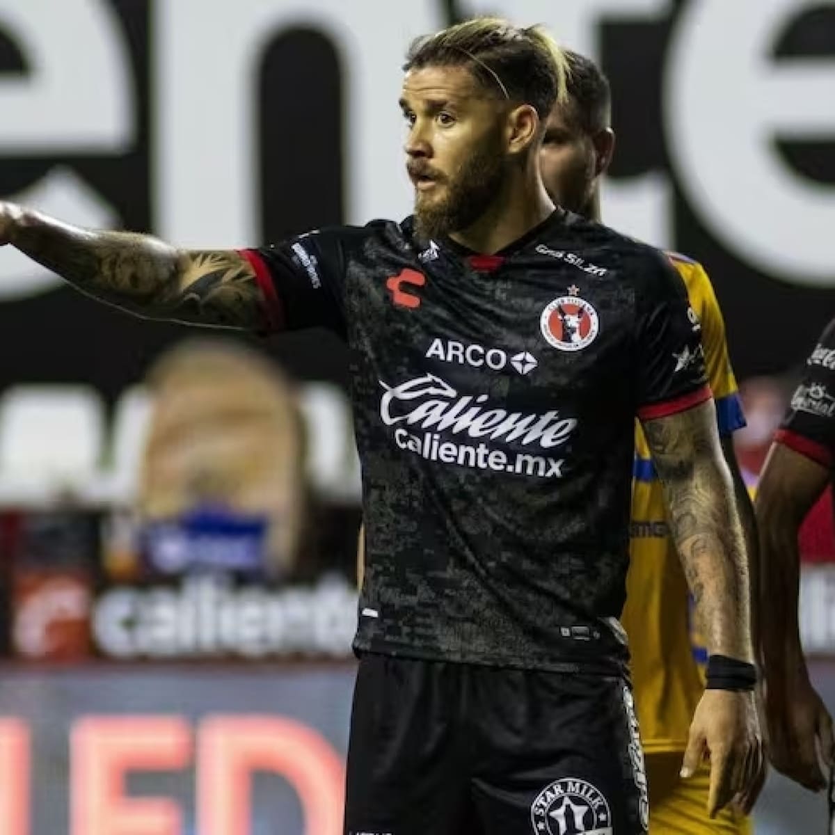Universidad de Concepción oficializa a su nuevo refuerzo: argentino con pasado en Racing y Rosario Central