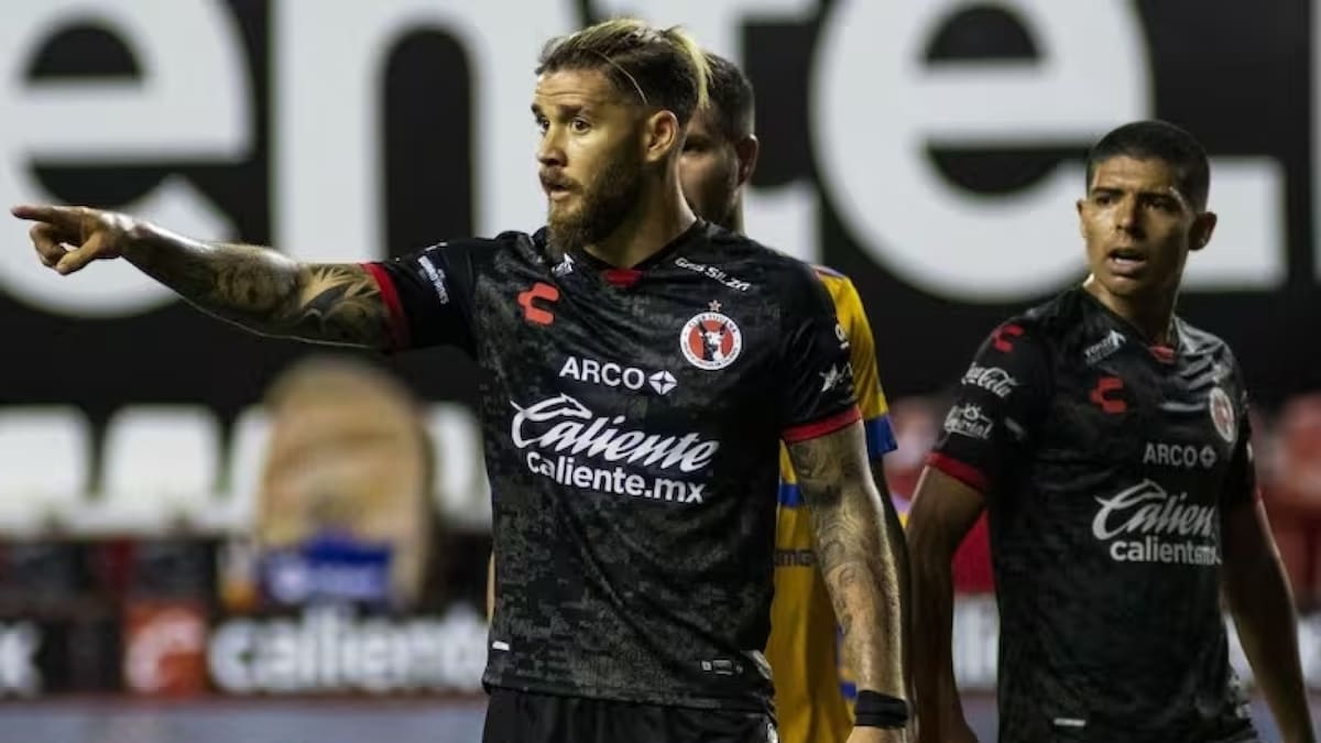Universidad de Concepción oficializa a su nuevo refuerzo: argentino con pasado en Racing y Rosario Central