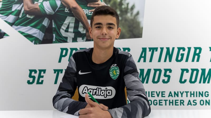Miguel Gouveia brilla en la sub-19 del Sporting de Lisboa a sus 16 años.