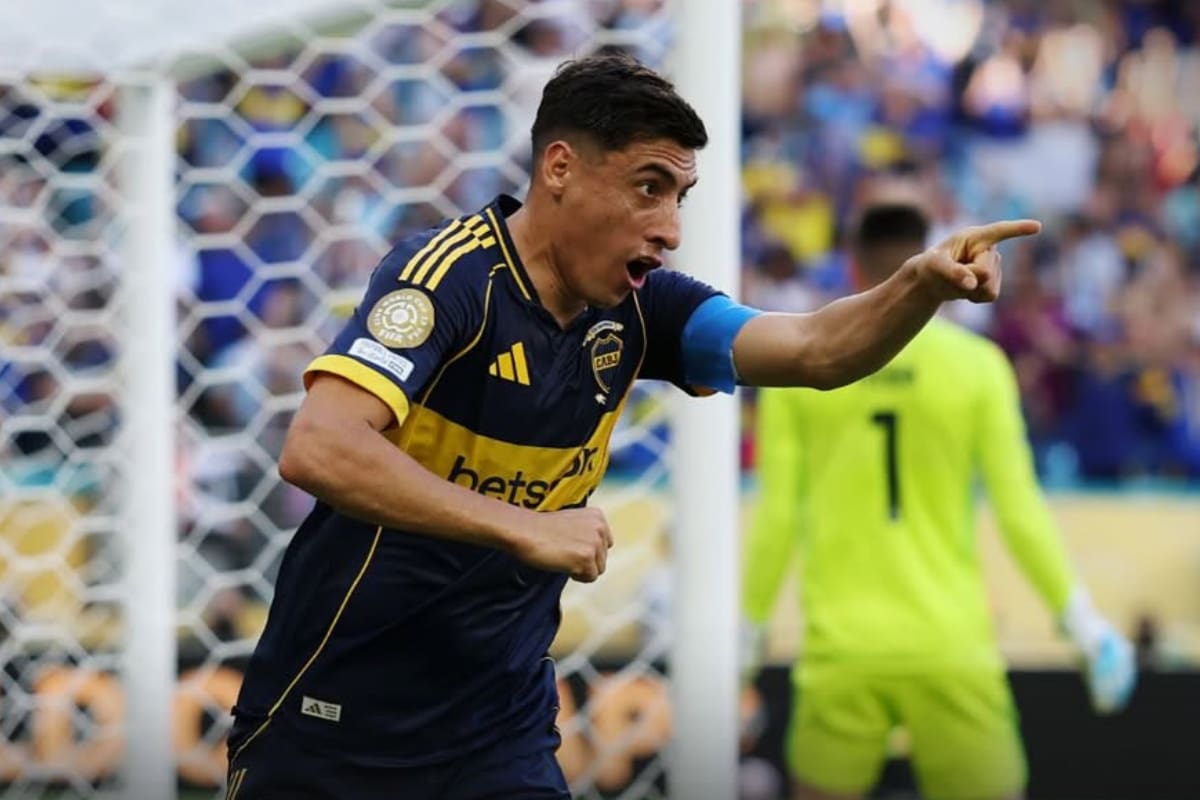 con Boca Juniors. Foto: @bocajrs.