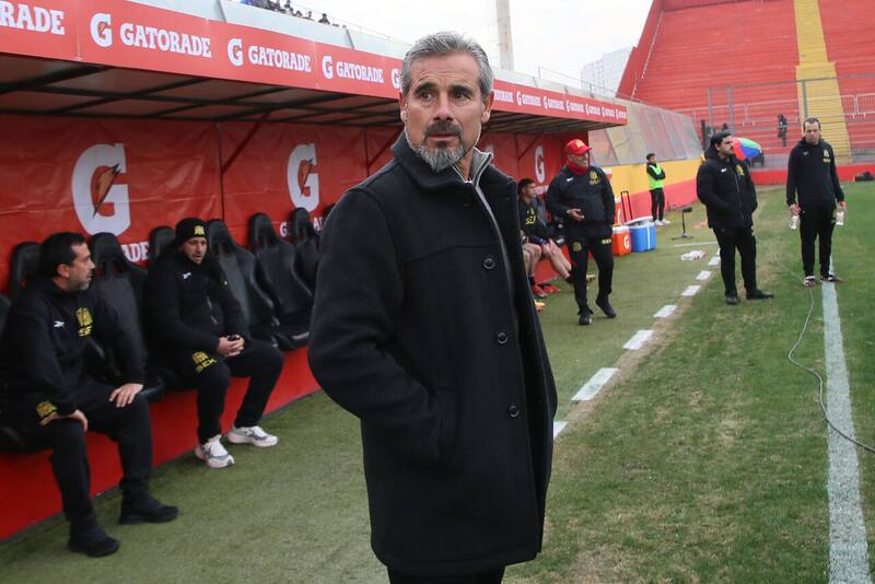 El DT de Unión está muy complicado. Foto: Aton.