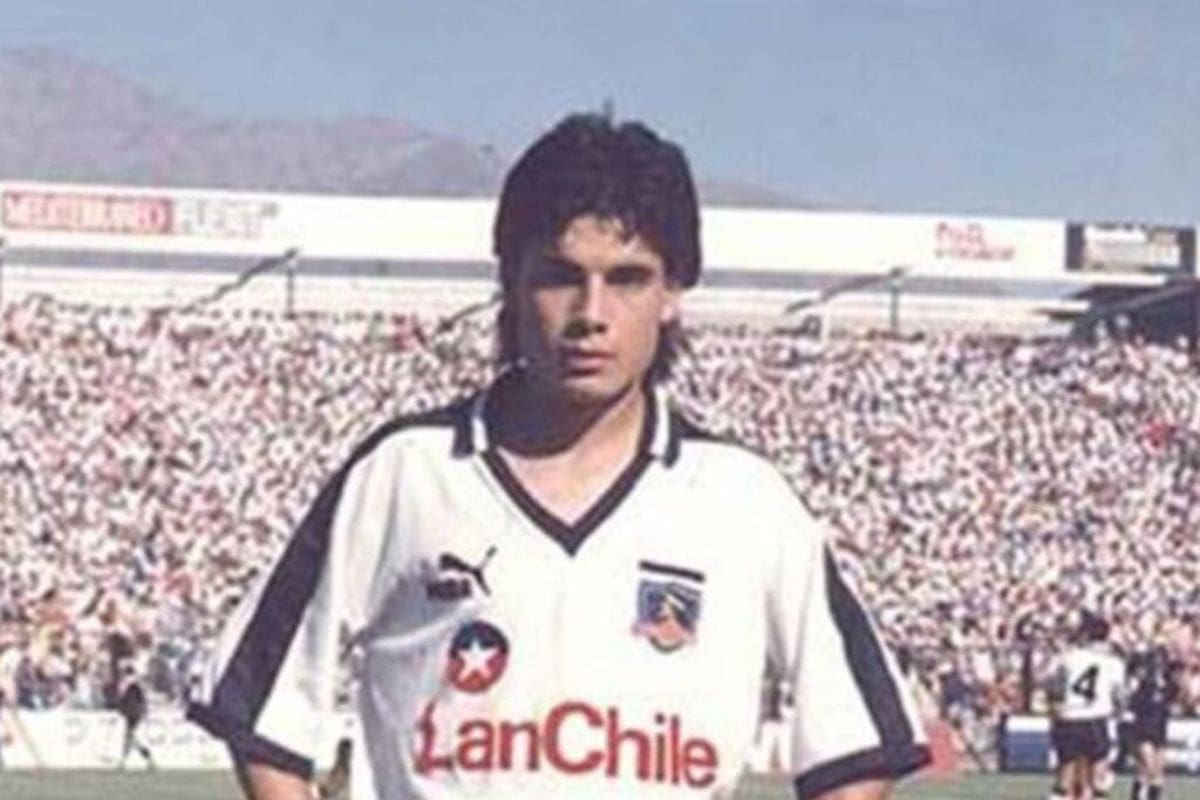 El ex zaguero en sus tiempos con Colo Colo.