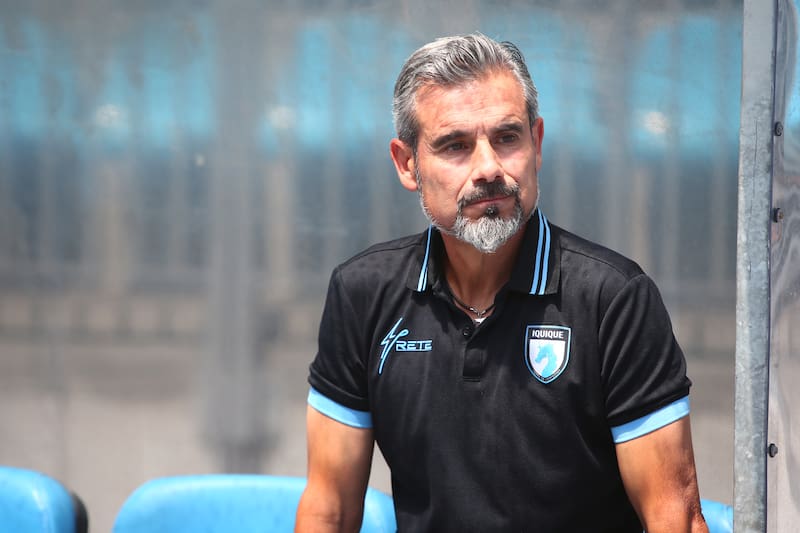 El técnico de Deportes Iquique.