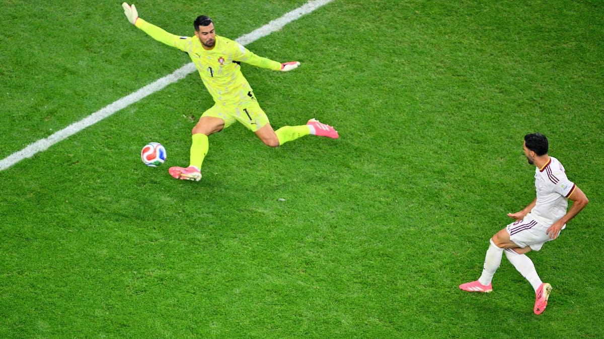VIDEO | En los descuentos: el gol que clasificó a España y dejó a Cristiano Ronaldo fuera del Mundial 2026
