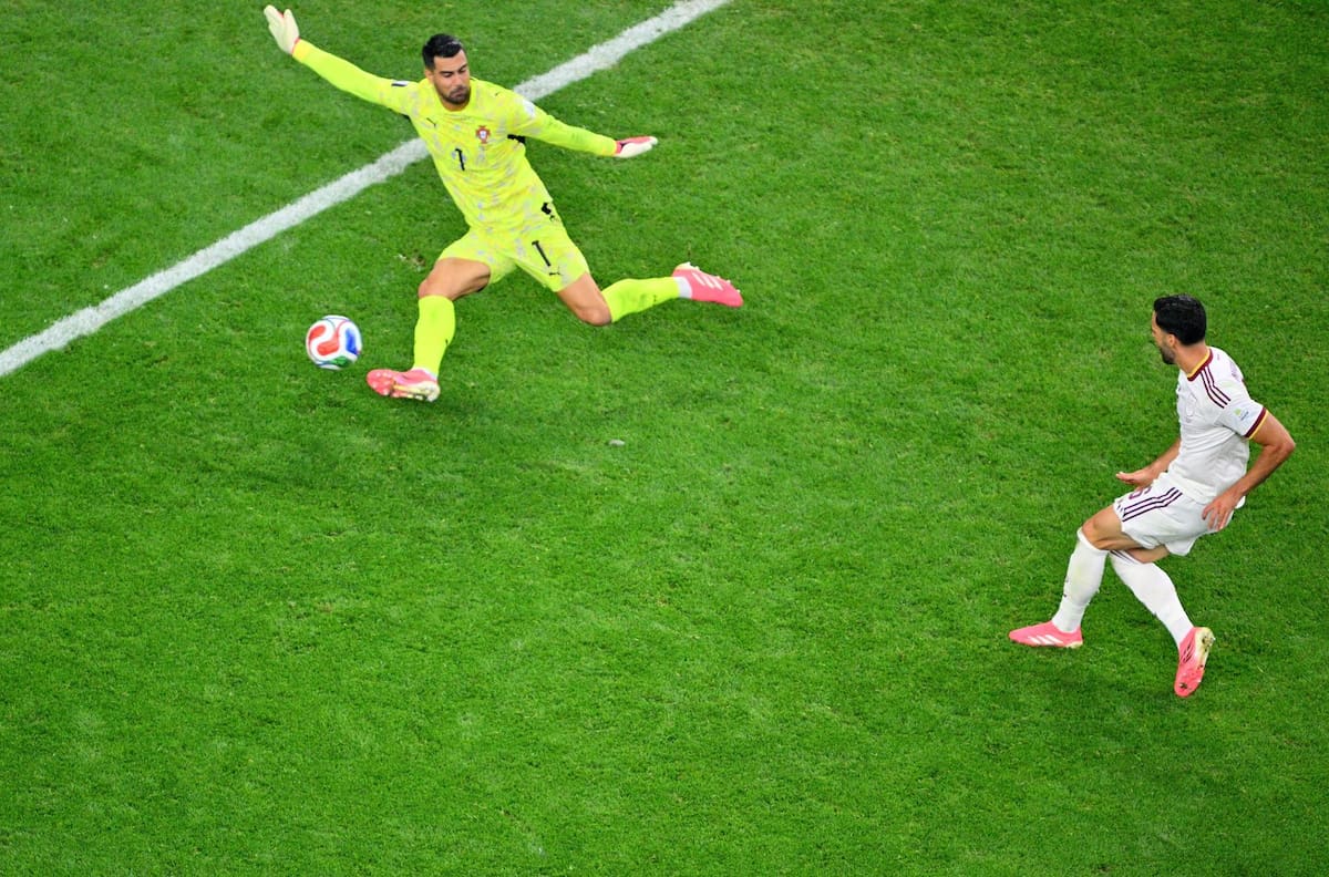 VIDEO | En los descuentos: el gol que clasificó a España y dejó a Cristiano Ronaldo fuera del Mundial 2026