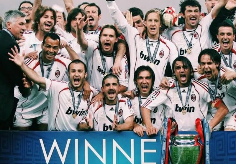 "Ese 2007 ganó la Champions League, salió campeón del Mundial de Clubes y la Supercopa de Europa. A mí me tocó estar presente en el peak del rendimiento de un proceso", recuerda Lizama.
