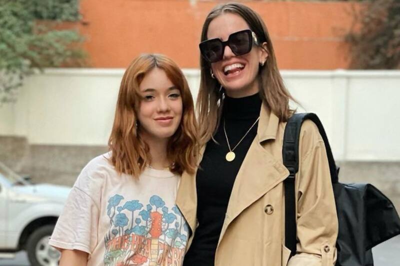 Millaray Viera posa con su hija, Julieta. Créditos: Instagram.