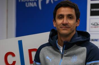 Mirosevic explica su plan en la UC: la exploración de otros mercados y la inauguración de San Carlos con canteranos