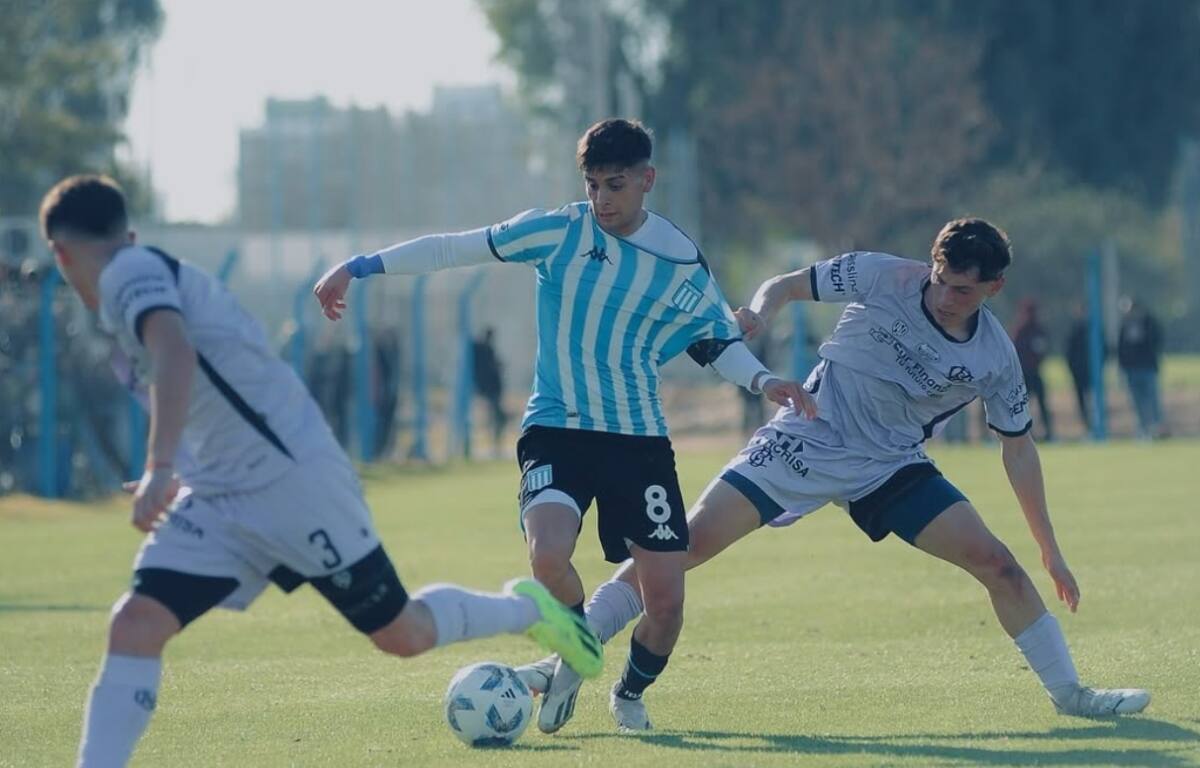 Audax Italiano se mueve en el mercado: está muy cerca de fichar a Milton Cantero, joya de Racing.