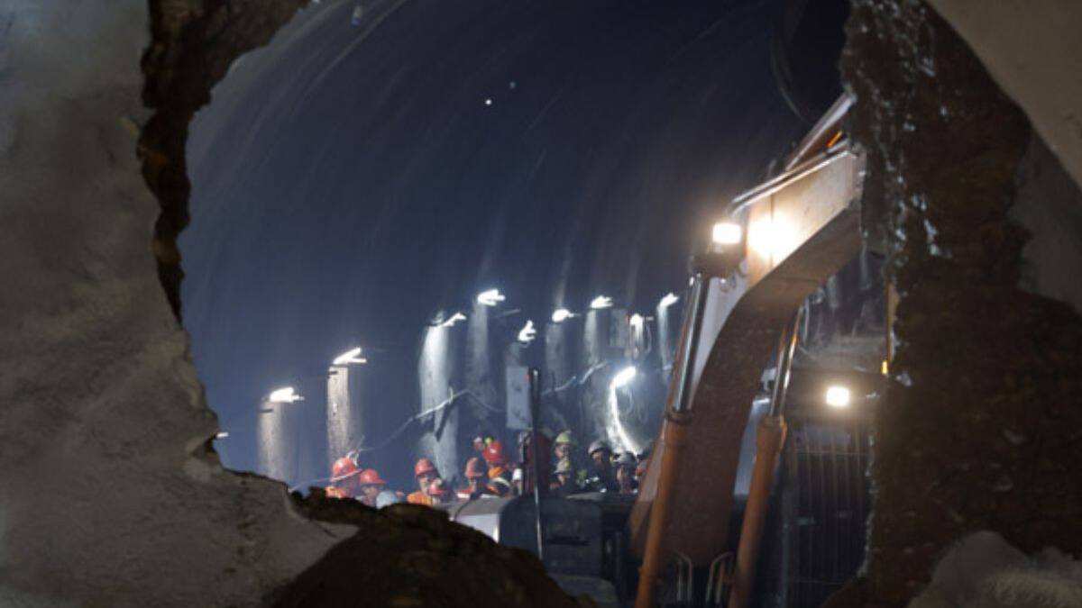 ¿Sismo o explosión?: Estas son las posibles causas que habría provocado el derrumbe en mina El Teniente