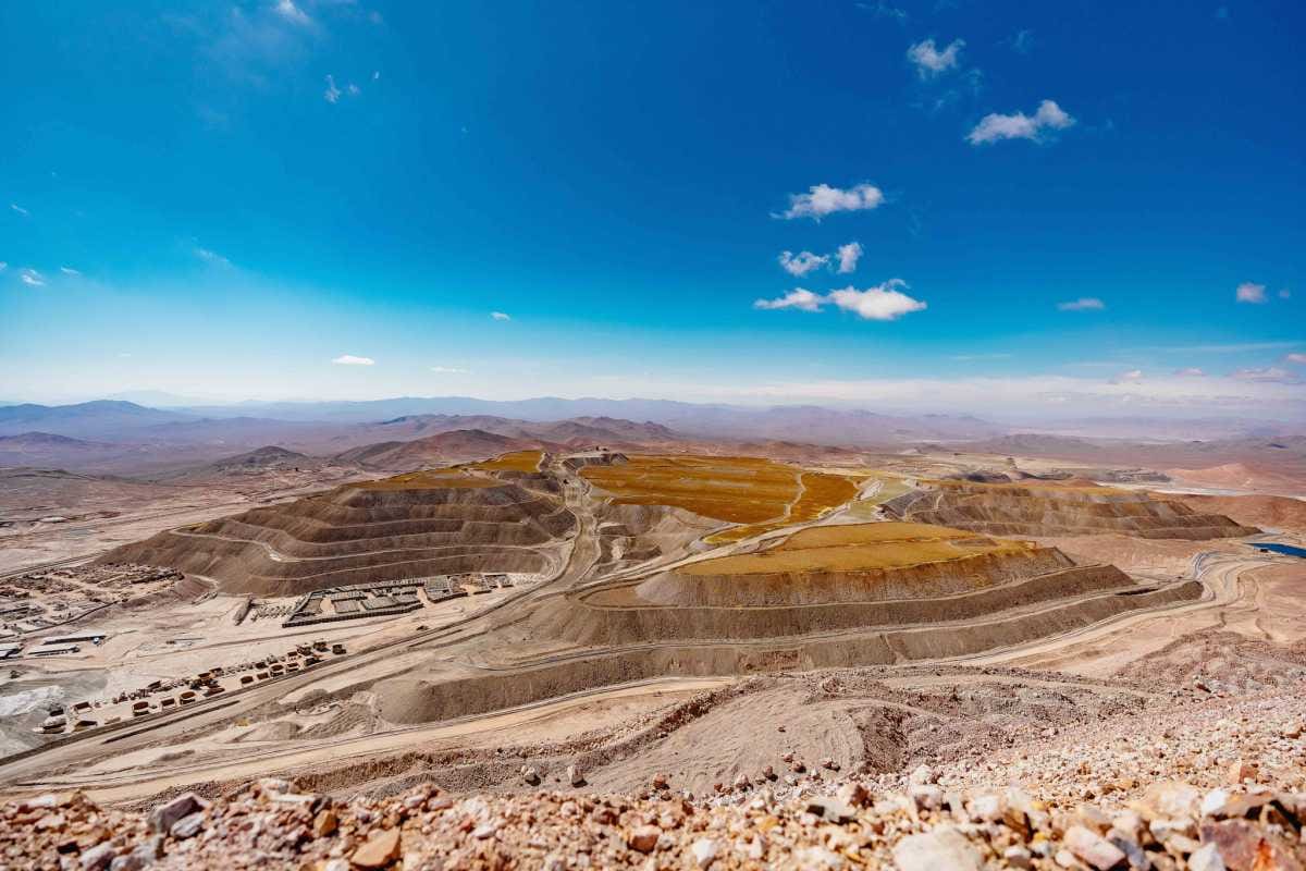 La obra involucra 2.500 puestos de trabajo en construcción y cierre y 1.700 en operación.